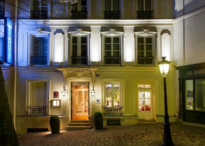 Timhotel Montmartre Parigi